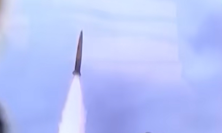 Ballistic missile