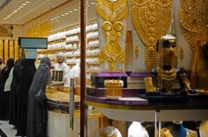 UAE Shoppers Stop Buying Gold As Prices Soar