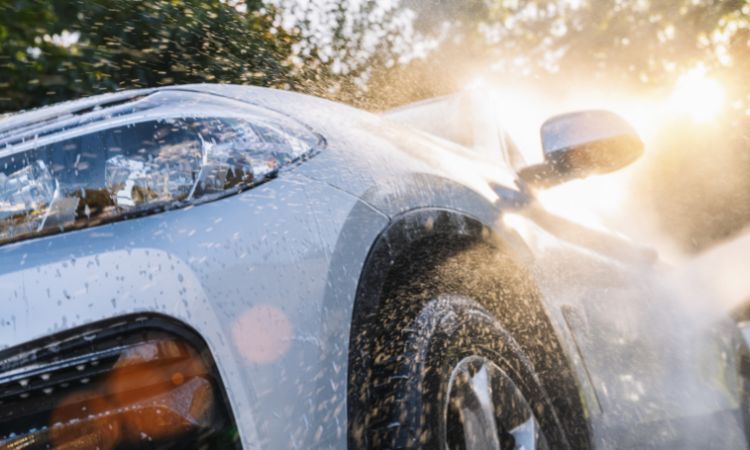 Predicaments of Car Washing Labor in Capital City