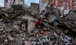 Six, Injured, Latest, Quake, Shakes, Turkey, Syria