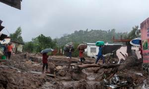 Malawi, toll, reaches, rescuers, scramble, find, survivors
