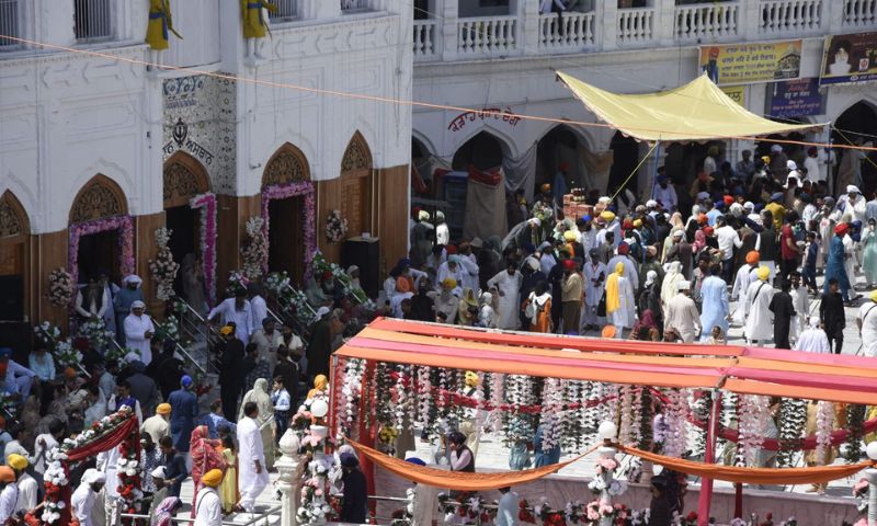 Sikh, Pilgrims, Baisakhi, Mela, Celebrations, Panja Sahib, Gurdwara, Hassanabadal, 