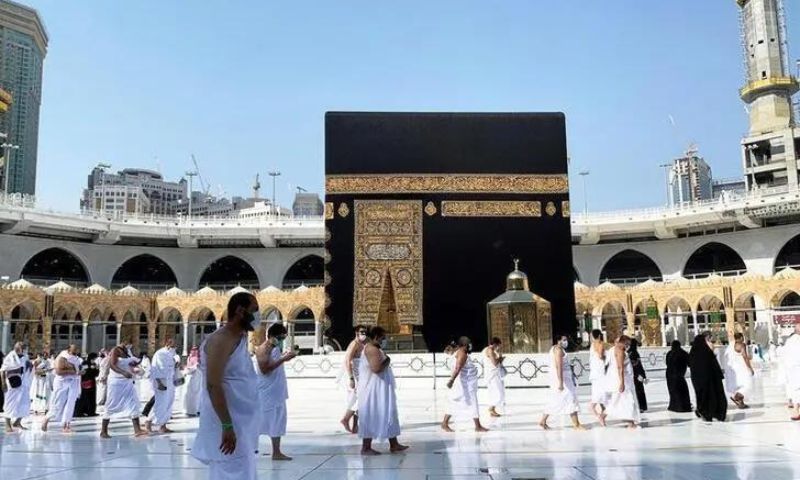 Umrah, permits, Saudi Arabia, hajj, pilgrims, applications, electronically, security, passports, family, employees, work