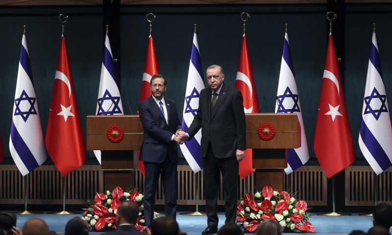 Ankara Sets Israeli PM Meeting with President Erdogan Three Days After Palestinian President Trip