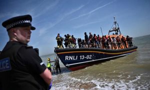 Migrants, UK, Tents, Arrivals, Asylum
