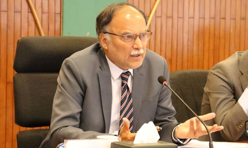 Pakistan, Government, Utilize, Chinese, Expertise, Enhnace, Exports, operate, SEZs, Ahsan Iqbal