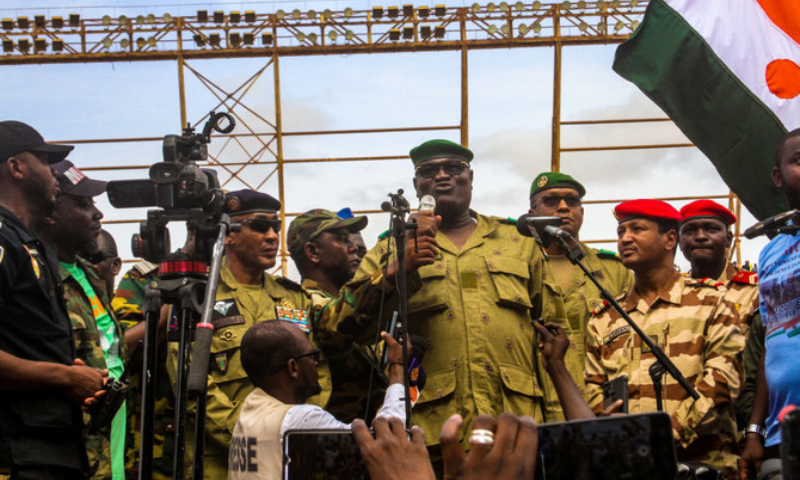 Niger Rulers Close Air Space Citing 'Threat of Intervention'