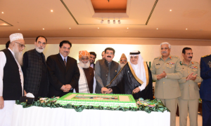 Pakistan Senate Chairman Lauds Saudi Arabias Efforts to Promote Regional Harmony