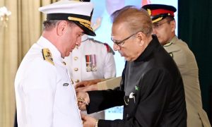 Quran, Pakistan, President, Arif Alvi, Turkish, Naval, Nishan-e-Imtiaz, Commander, Aiwan-e-Sadr, Turkey,