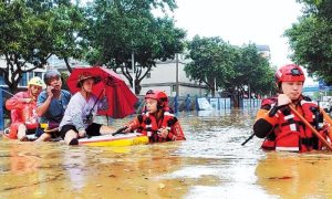 China, Emergency, Flooding, water, river, rain, teams