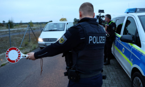 Germany: Seven Dead After Police Pursue Suspected Human Smuggler on Motorway