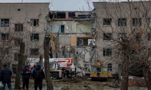 Ukraine, Russian, cities, Kherson, President, Volodymyr Zelensky, military, Donetsk