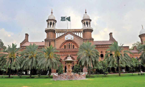 LHC Directs 'Incompetent' Punjab Govt to Notify Work-from-home Order