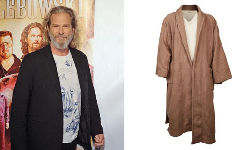 The bathrobe worn by Jeffrey "The Dude" Lebowski in the 1998 film is set to go on auction in California. It could "set a new world record for the most expensive bathrobe we have ever sold", says Martin Nolan, the auction house's executive director.