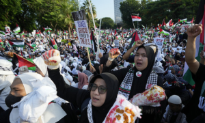 Thousands of Indonesians Protest in Solidarity with Palestine