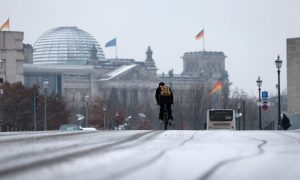 Germany, Snow, Munich Airport, Snowfall, Air, Rail, Traffic, Weather, Munich, Berlin, Lower Bavaria,