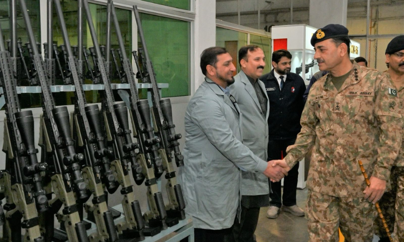 Army Chief Commends POFs Role in Pakistans Defense Industry 2