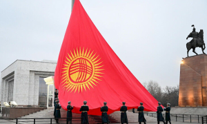 Bishkek: Flag-Hoisting Ceremony Held at Ala-Too Square