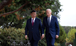 Chinese President Xi Says Willing to Work with US for Stable Relationship