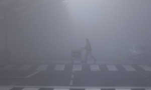 Dense Fog Disrupts Flights, Trains in New Delhi for Second Day