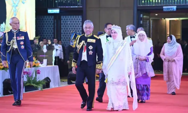 Emotional Farewell Banquet Marks End of King Abdullah's Reign in Malaysia (1)