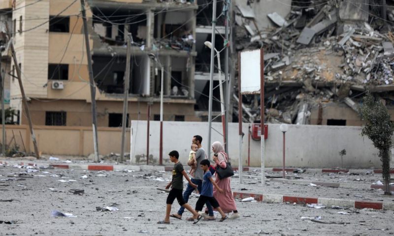 Gaza, Attacks, Israel, Bombardments, Gaza Strip, Palestinians, Civilians, West Bank, Hamas, Prime Minister, Political, Lebanon, Border, Qatari, Egyptian, Ceasefire, Syria