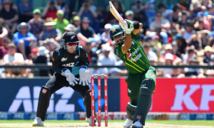 Pakistan Set Target of 135 Runs in Fifth T20I Against New Zealand