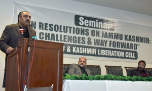 Speakers Urge UN to Play Active Role for Kashmiri's Right to Self-Determination