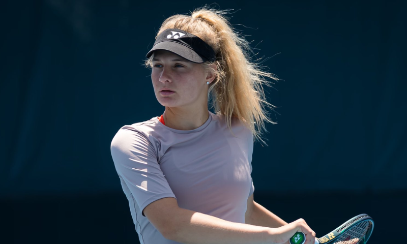 Yastremska Triumphs Over Azarenka, Alcaraz Takes Center Stage at Australian Open