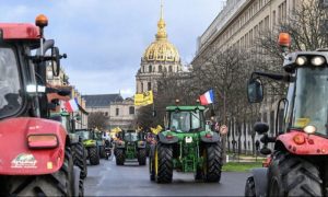 Tractors, Paris, Farmers, Macron,