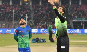 Lahore Qalandars Elect to Bat Against Multan Sultan in PSL 9 Clash