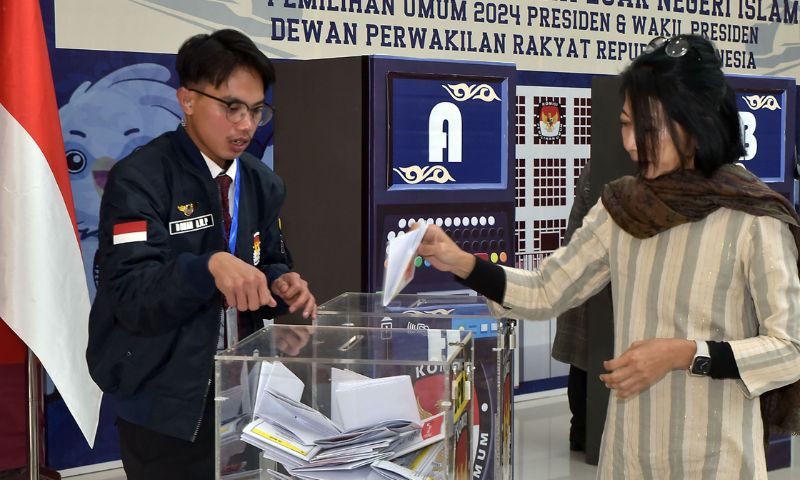 Indonesian, Embassy, Facilitates, Nationals, Voting, Pakistani