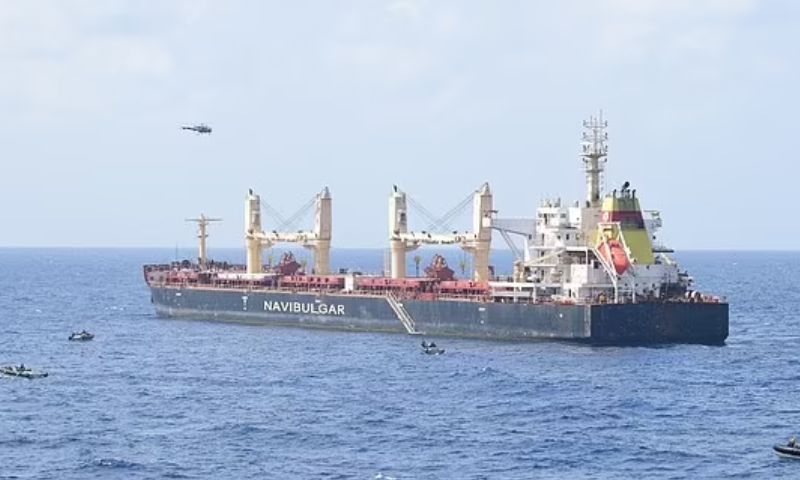 India, Crime, Shipping, Piracy, Somalia, Ship,