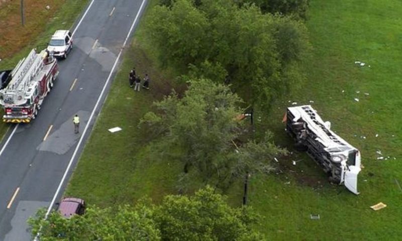 Eight Dead 40 Injured as Farmworkers Bus Overturns in Central Florida