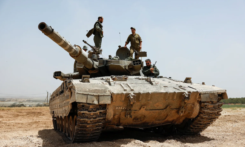 Israeli Tanks Enter Center of Rafah Despite Global Outcry