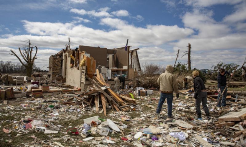 Several Dead in Iowa as Powerful Storms Batter American Midwest