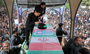 Tens of Thousands Bid Farewell to Iranian President Raisi Ahead of Burial