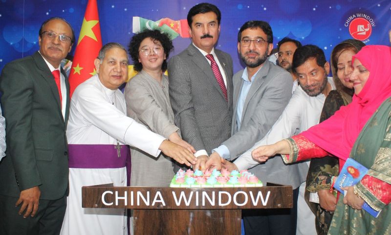 Governor, CPEC, Faisal Karim Kundi, Khyber Pakhtunkhwa, China-Pakistan Economic Corridor, China Window, Peshawar, Chinese Language