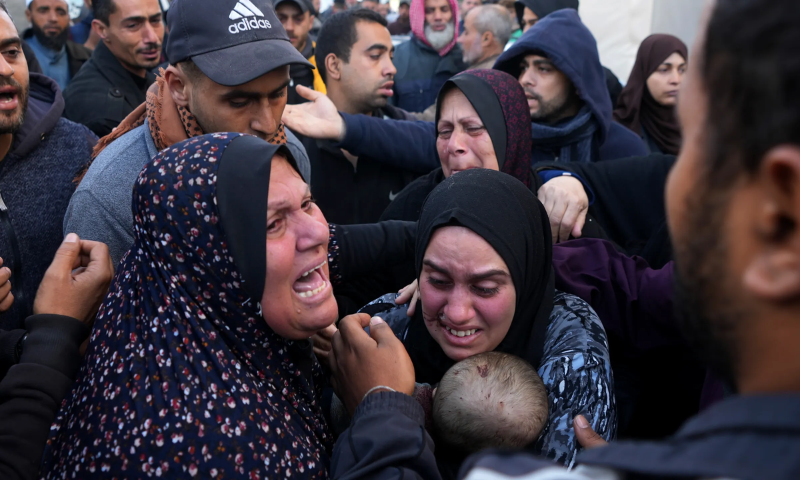 Israel Pounds Gaza Citys Shujaiya for Fourth Day as Death Toll Surpasses 37877 2