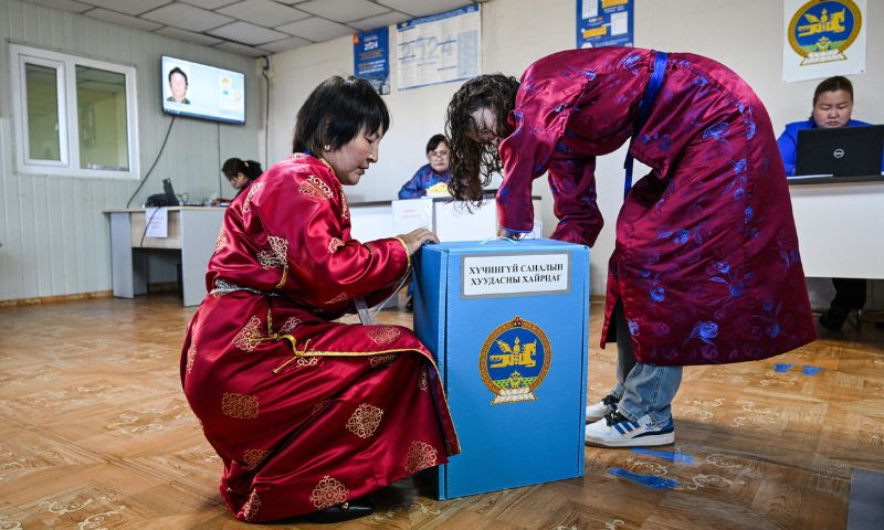 Mongolia, Mongolian People's Party, MPP, Polls, Parliamentary, Parliament, Democracy, Prime Minister Luvsannamsrain Oyun-Erdene, General Election Commission