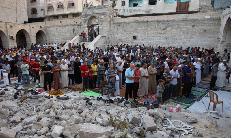 No Joy Gazans Mark Sombre Eid in Shadow of Israeli Bombardment 2