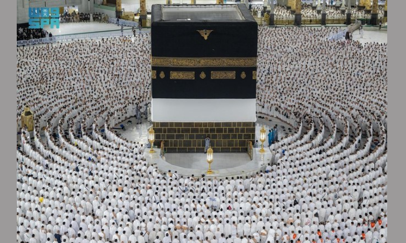 Saudi Air Force Work Round the Clock to Serve Hajj Pilgrims