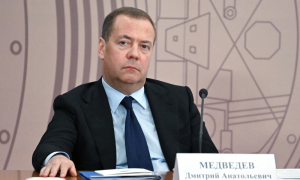 Medvedev, NATO, Ukraine, Accession, War, Declaration