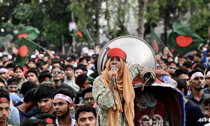 Bangladesh, Student Groups, Government Job Quotas, Dhaka University, University Campus, Dhaka, Ruling Party