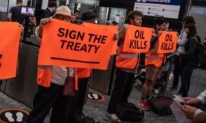 climate activists, protest, London’s Heathrow Airport, Just Stop Oil group, Just Stop Oil protesters,