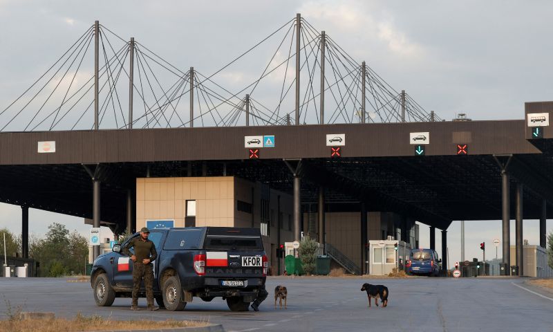 Kosovo, Serbia, Border, Protest, Border Crossings, Interior Minister, Serbs, NATO, Belgrade, Brnjak, Merdare