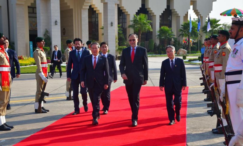 Chinese Premier, Li Qiang, Pakistan, SCO Summit, Islamabad, Nur Khan Airbase, Ahsan Iqbal, CPEC